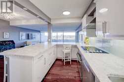 1006 - 260 SCARLETT ROAD Toronto