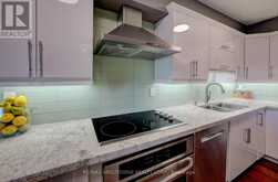 1006 - 260 SCARLETT ROAD Toronto