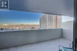 1006 - 260 SCARLETT ROAD Toronto