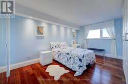 1006 - 260 SCARLETT ROAD Toronto