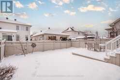 208 FOUNTAINHEAD DRIVE Ottawa