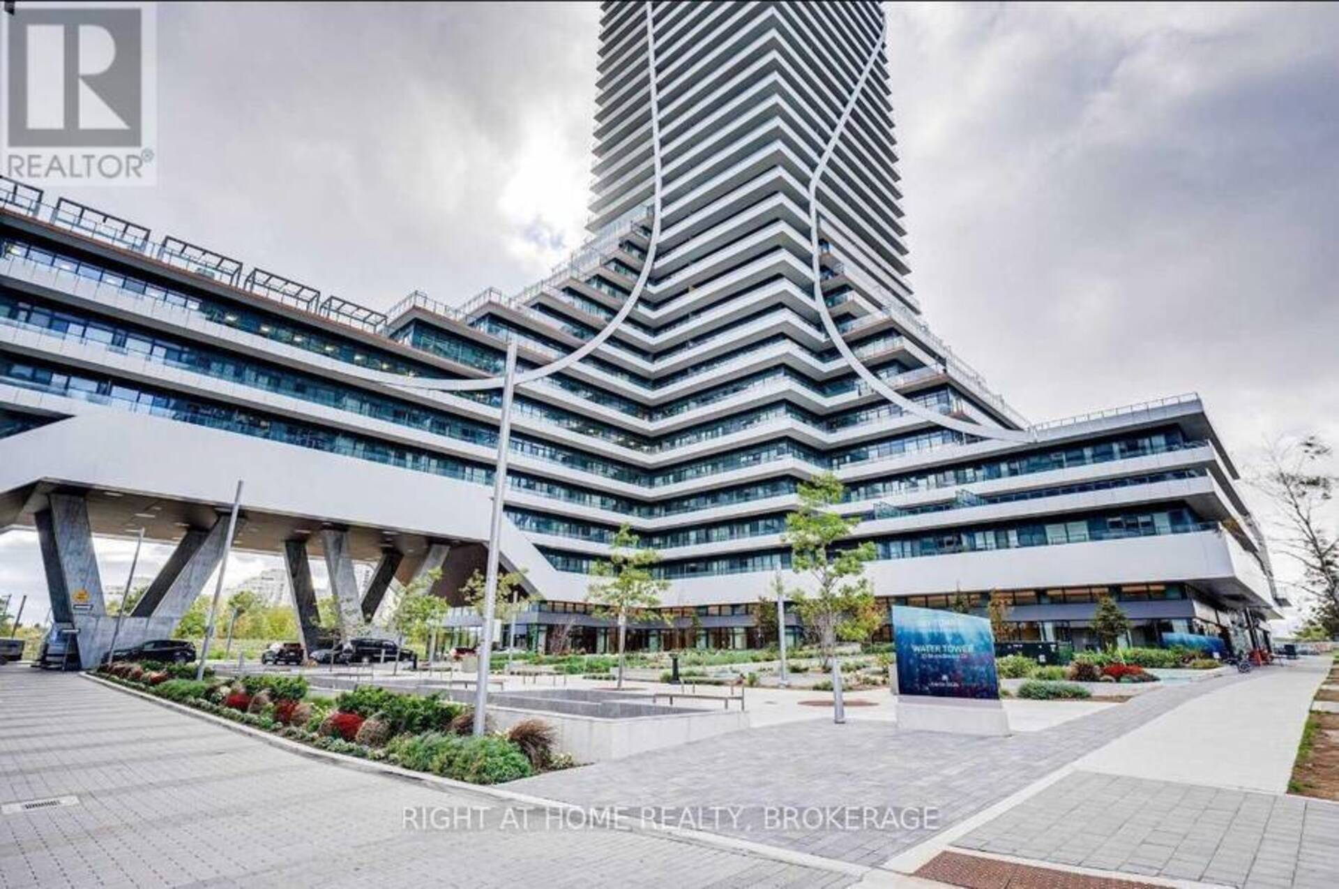 445 - 30 SHORE BREEZE DRIVE Toronto