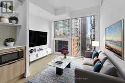 1802 - 82 DALHOUSIE STREET Toronto