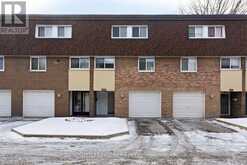 888 - 34 TANDRIDGE CRESCENT Toronto