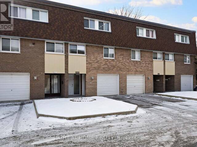 888 - 34 TANDRIDGE CRESCENT Toronto Ontario