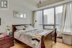 65 BREMNER BOULEVARD Toronto