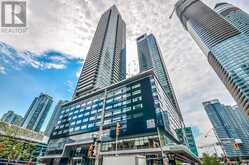 65 BREMNER BOULEVARD Toronto