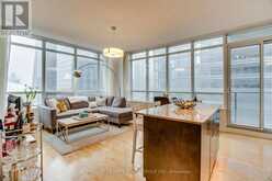 65 BREMNER BOULEVARD Toronto