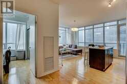 65 BREMNER BOULEVARD Toronto