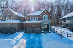 27 ATLANTIS DRIVE Orillia