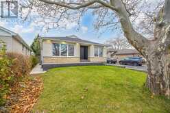 15 STRATHAVON DRIVE Toronto