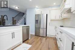 15D VIEW GREEN CRESCENT Toronto