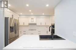 15D VIEW GREEN CRESCENT Toronto