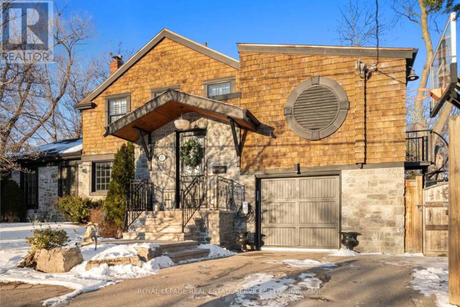 115 MONTGOMERY ROAD Toronto