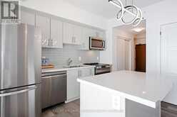 409 - 15 KNEESHAW DRIVE Barrie