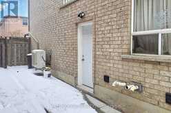 LOWER - 21 DINSDALE DRIVE Vaughan