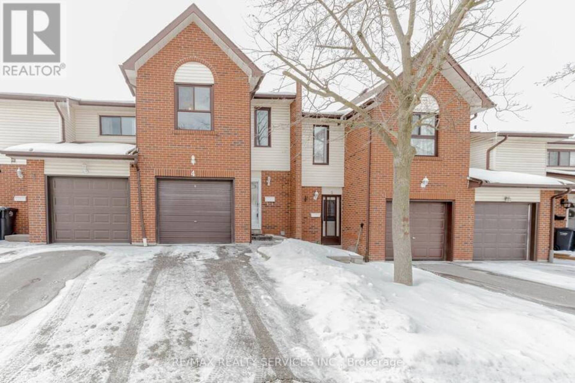 4 COLLINS CRESCENT Brampton