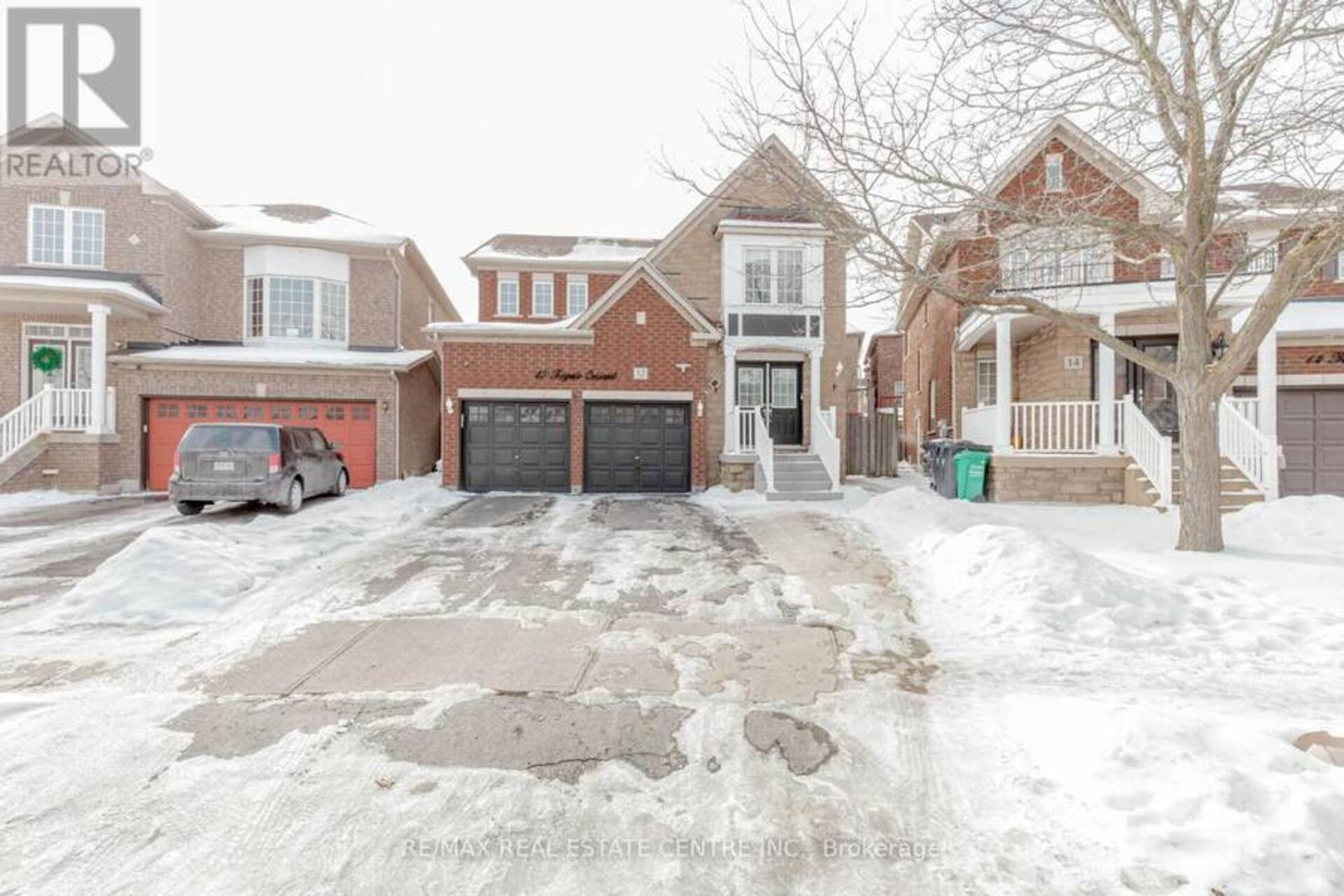 12 TREGATE CRESCENT W Brampton