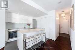 909 - 218 QUEENS QUAY W Toronto