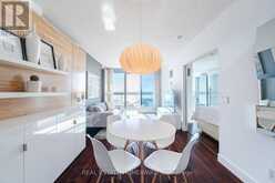 909 - 218 QUEENS QUAY W Toronto