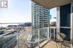 909 - 218 QUEENS QUAY W Toronto