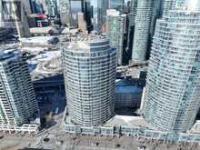 909 - 218 QUEENS QUAY W Toronto