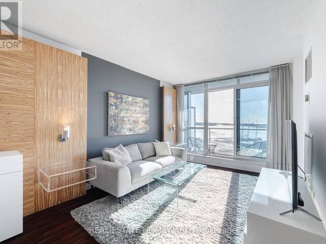 909 - 218 QUEENS QUAY W Toronto Ontario