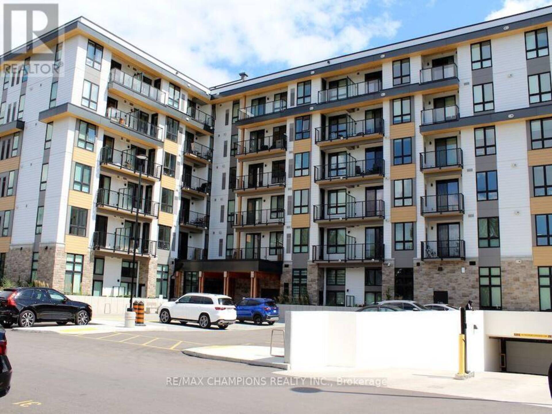 302 - 101 GOLDEN EAGLE ROAD Waterloo