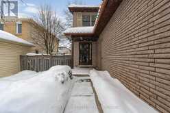 18 CARR DRIVE Barrie