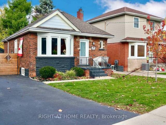 124 BARONS AVENUE S Hamilton Ontario