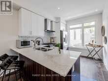 35 FREEMON REDMON CIRCLE Toronto