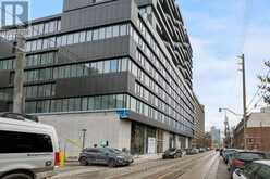 404 - 195 MCCAUL STREET Toronto