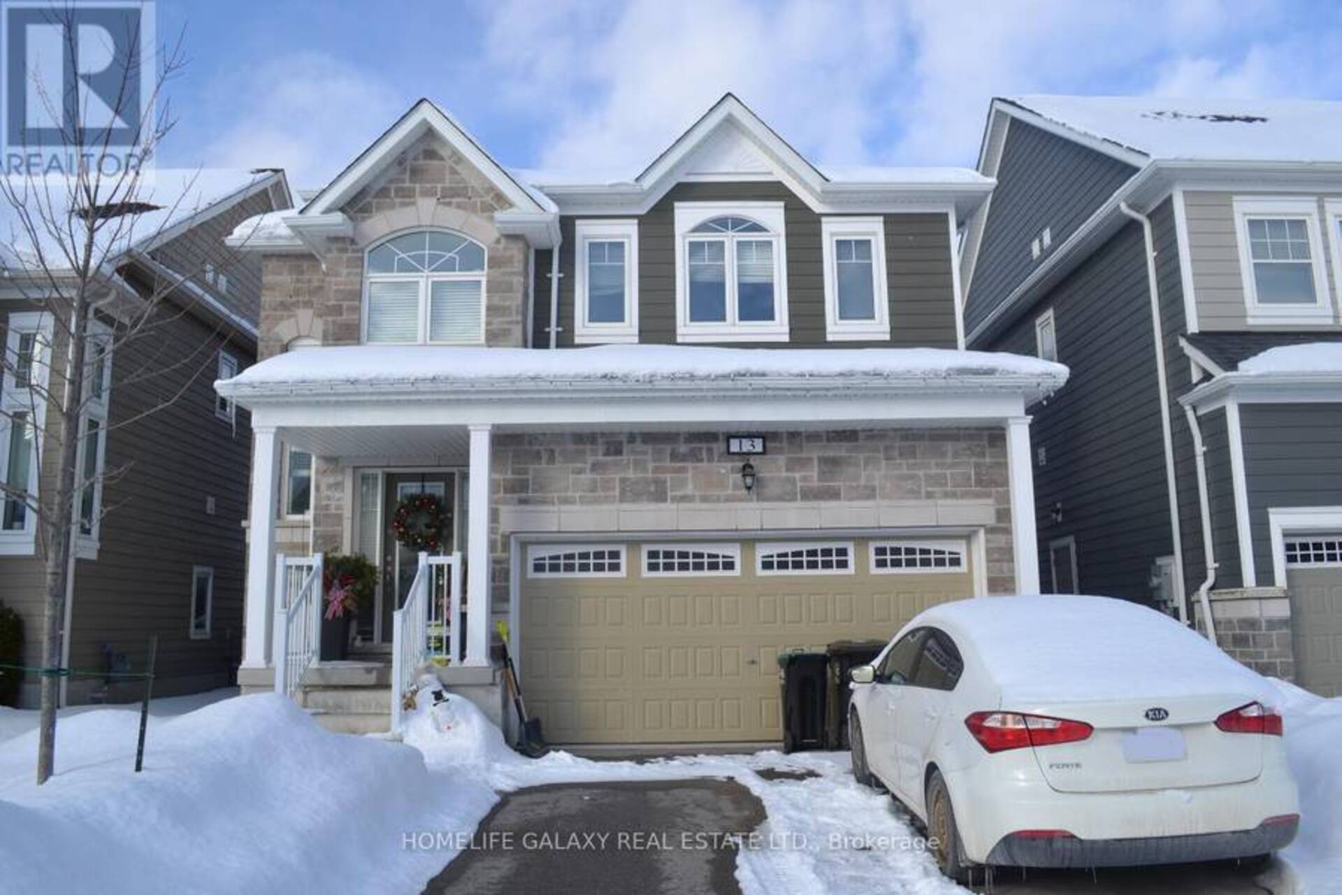 13 HILLS THISTLE DRIVE Wasaga Beach