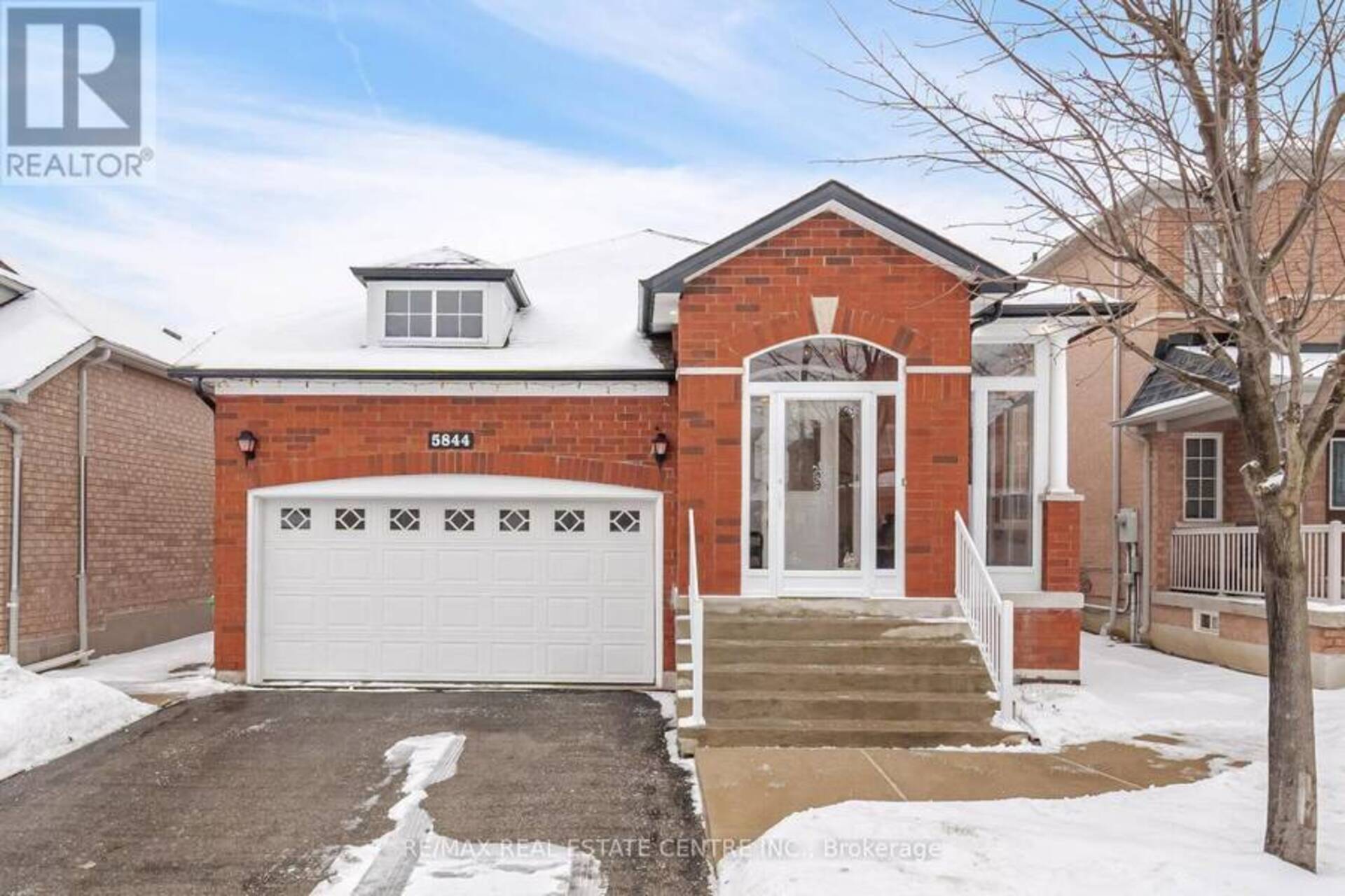 5844 CORINTHIAN TRAIL Mississauga