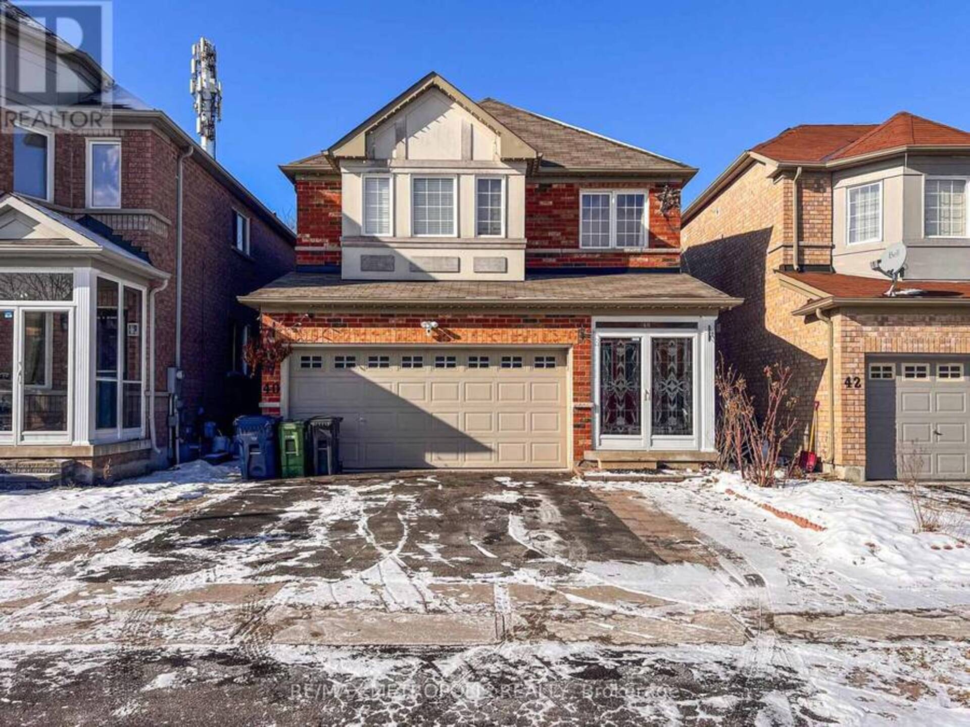 MAIN - 40 GLACIER CRESCENT Toronto