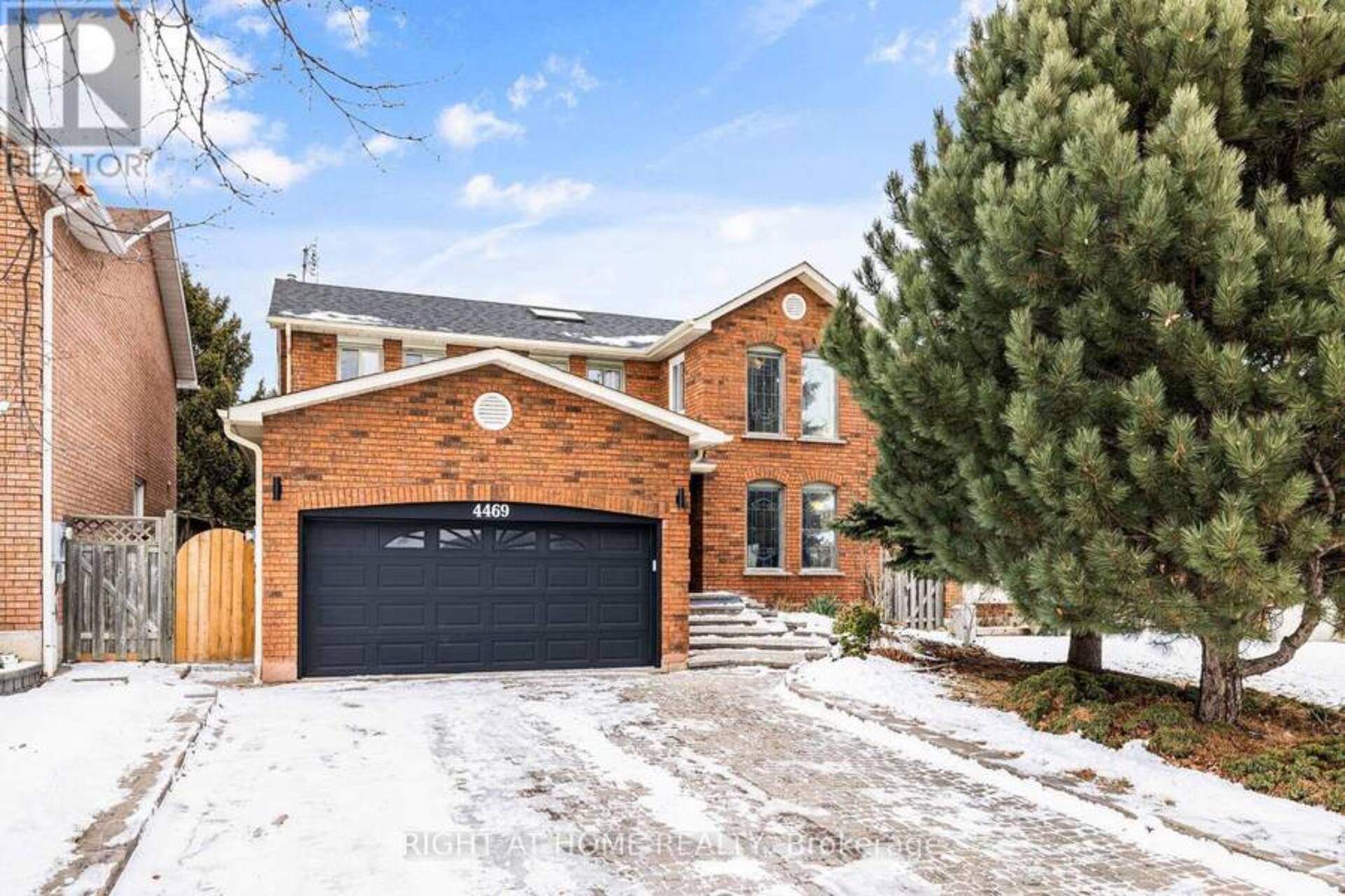 4469 IDLEWILDE CRESCENT Mississauga