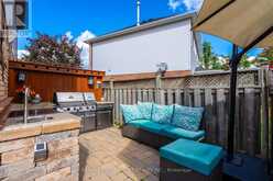 75 CHATSWORTH CRESCENT Hamilton