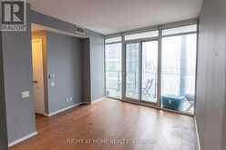 901 - 125 PETER STREET S Toronto