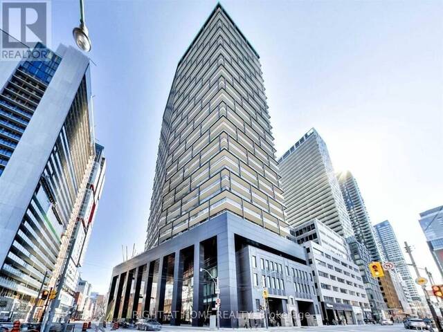 901 - 125 PETER STREET S Toronto Ontario