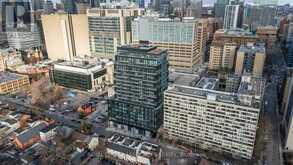 401 - 195 MCCAUL STREET Toronto