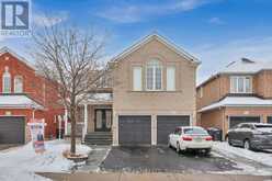 8 BOTTLEBRUSH DRIVE Brampton