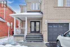 8 BOTTLEBRUSH DRIVE Brampton