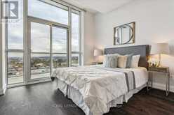 PH9 - 65 SPEERS ROAD Oakville