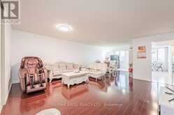 212 - 80 ALTON TOWERS CIRCLE Toronto