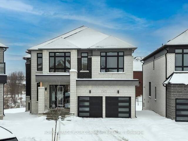 6 BUNN COURT Aurora Ontario