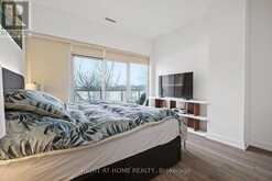 TH6 - 6 PARKWOOD AVENUE Toronto