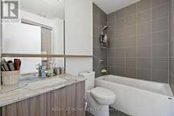 TH6 - 6 PARKWOOD AVENUE Toronto