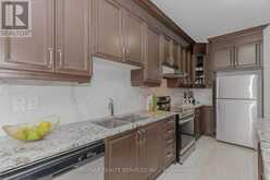 12 ENCLAVE TRAIL Brampton