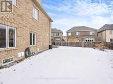 UPPER - 135 HOEY CRESCENT Oakville