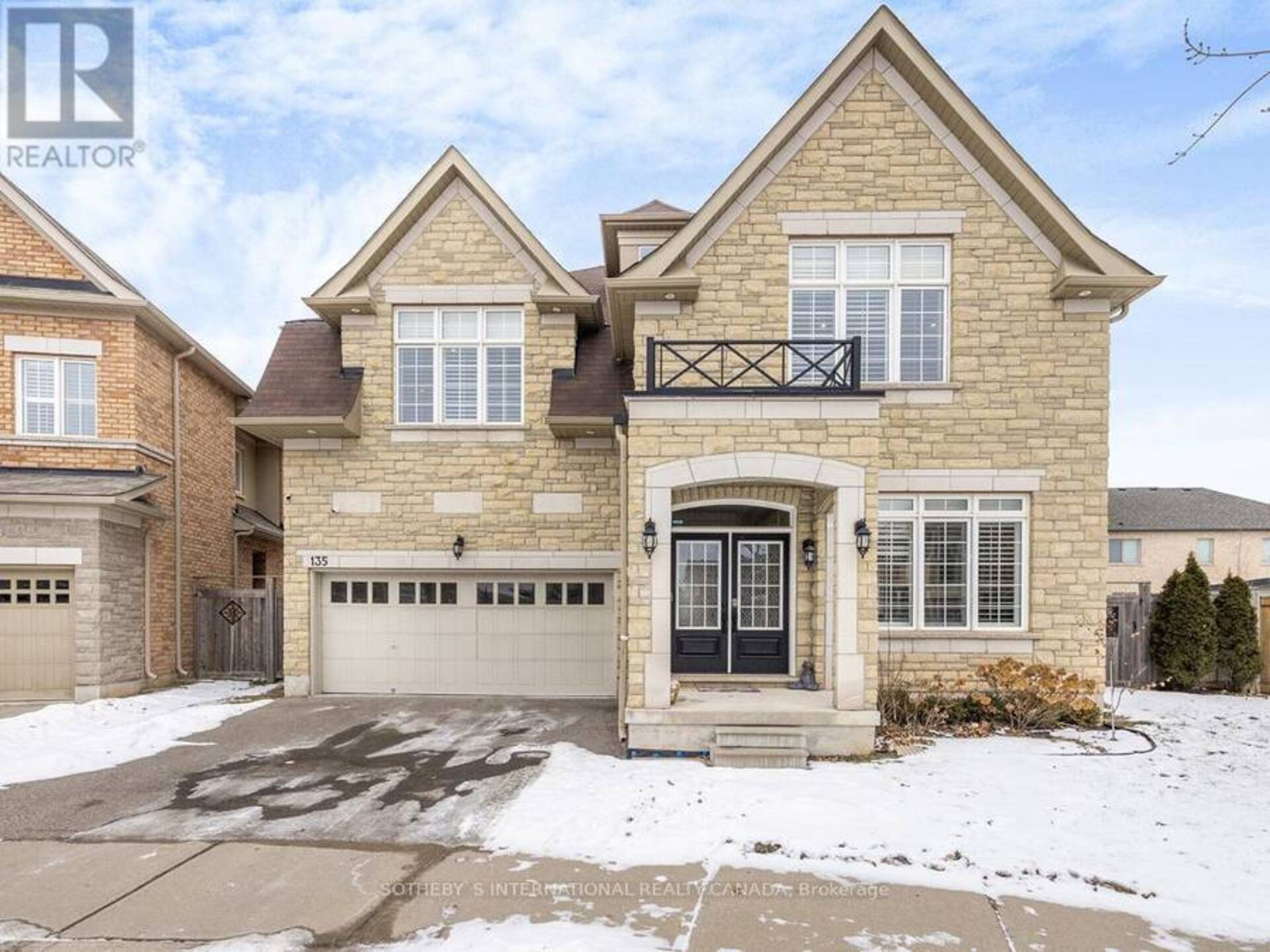 UPPER - 135 HOEY CRESCENT Oakville